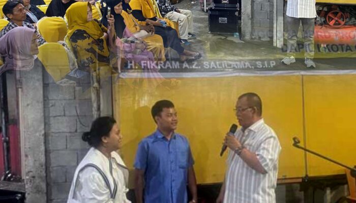 Di Tengah Reses, Fikram Salilama Beri Harapan Pendidikan bagi Dua Anak Yatim Piatu